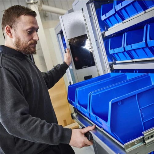 IT-kapid-kaalukapp-man